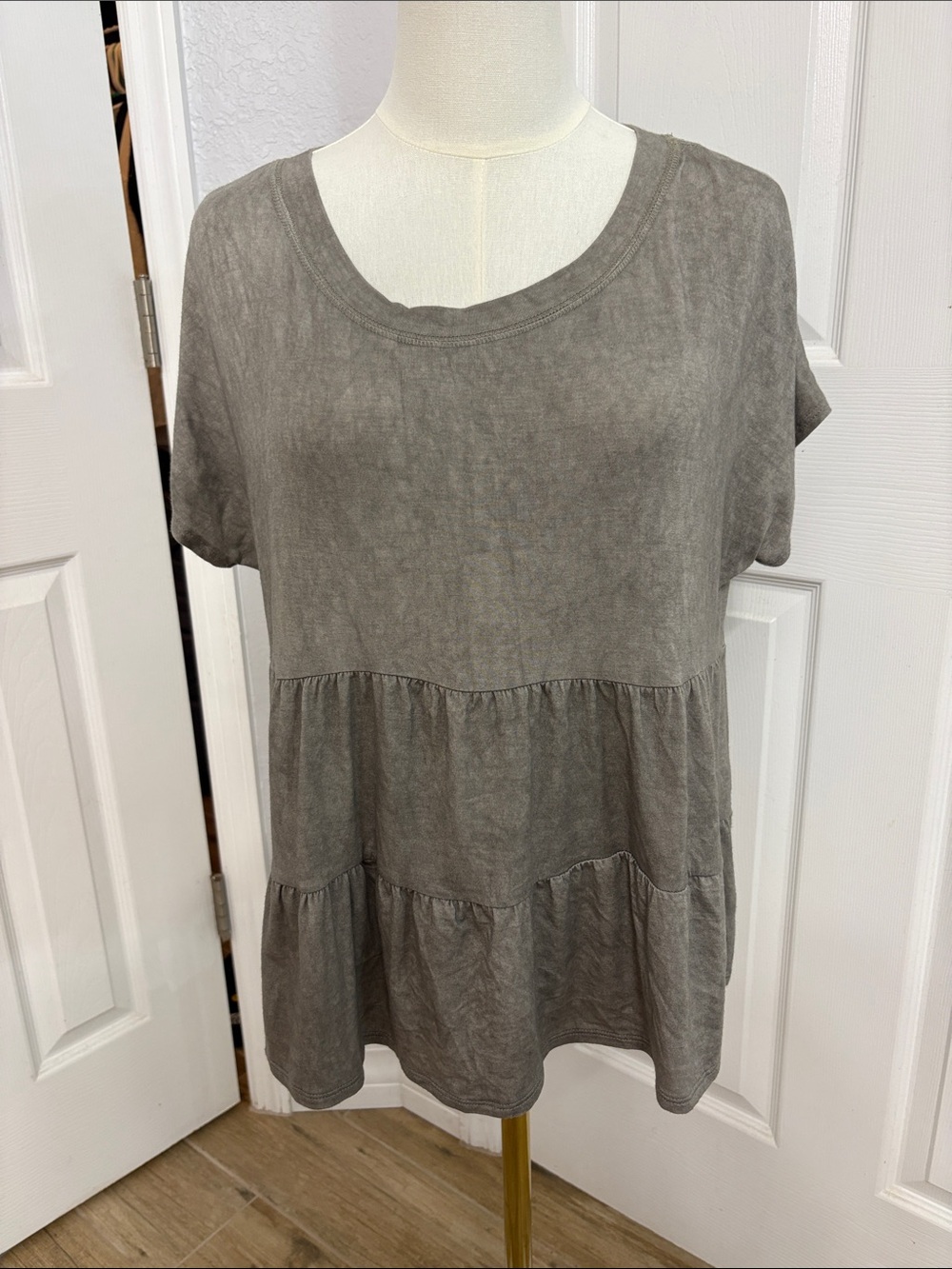 Washed Gray Tiered Short Sleeve Tunic Top